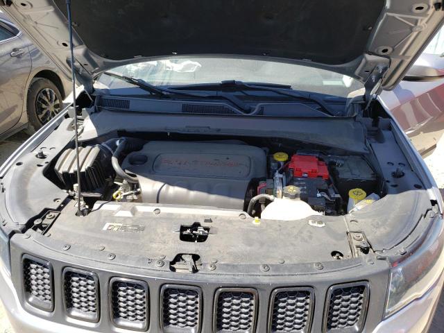 3C4NJCBB9KT699556 Jeep Compass Latitude
