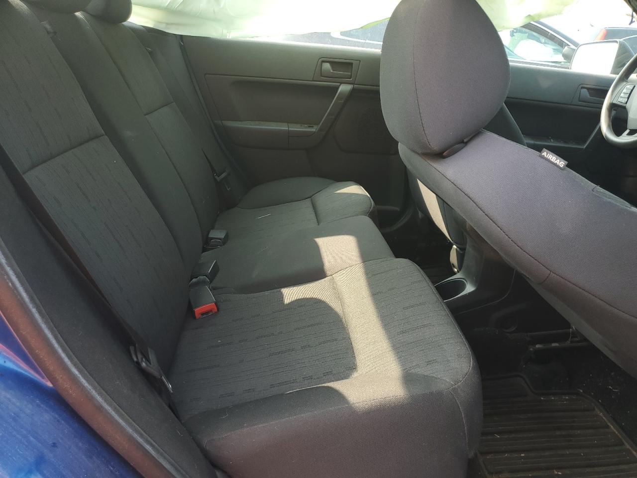 1FAHP3FNXBW177969 2011 Ford Focus Se
