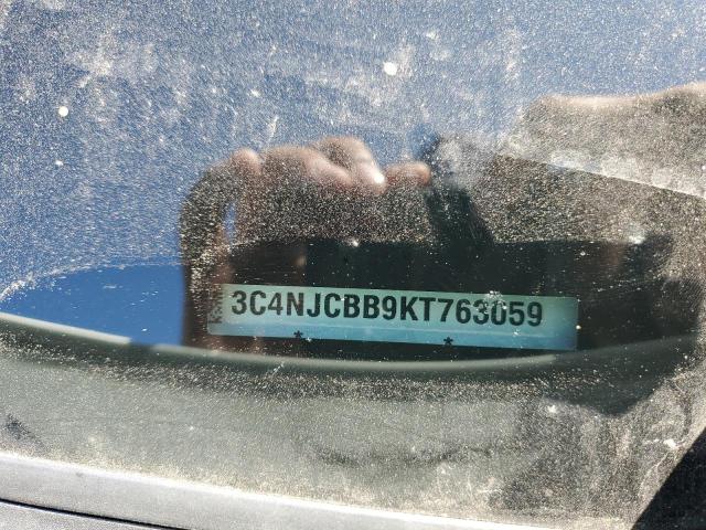 3C4NJCBB9KT763059 Jeep Compass Latitude