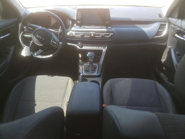 KNDEU2AA2P7429929 KIA SELTOS S