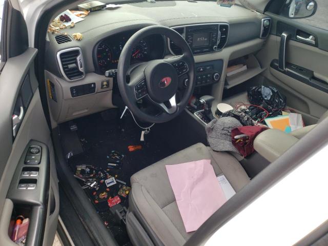 KNDPMCAC9H7155582 KIA Sportage Lx