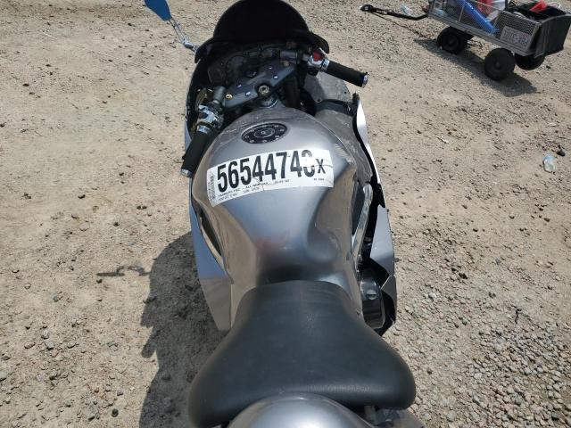2004 SUZUKI GSX1300 R - JS1GW71A642100685