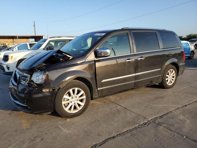 2015 Chrysler Town & Country Limited Platinum