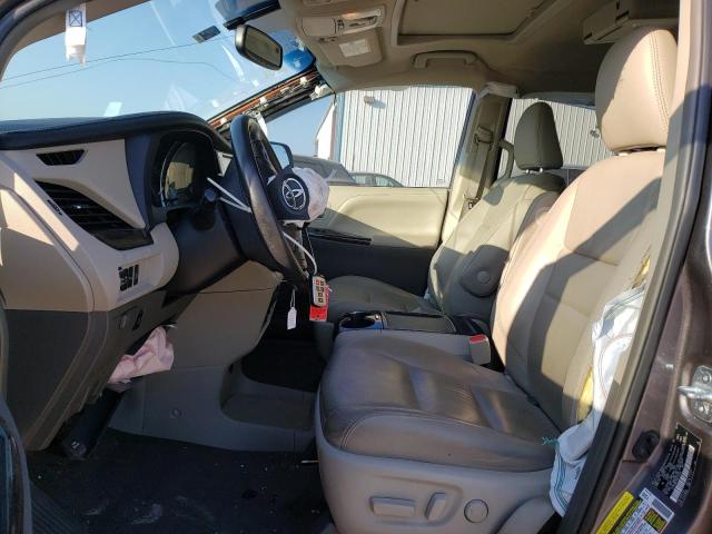 5TDYK3DC1GS710129 Toyota SIENNA XLE