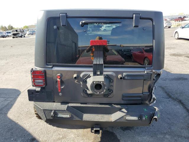 1C4BJWDG6JL888804 Jeep Wrangler Unlimited Sport