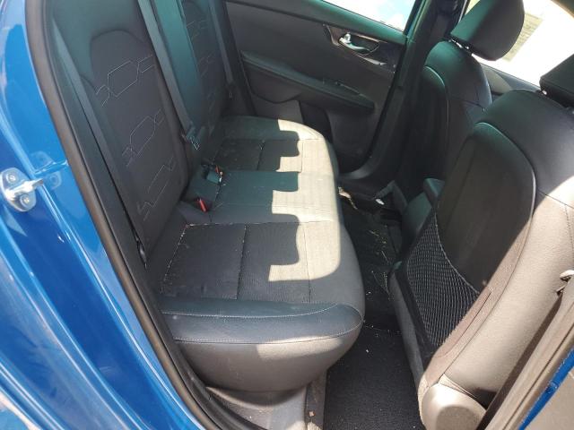 3KPF54AD9NE439670 KIA Forte Gt Line