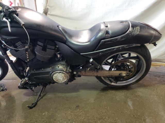 2011 VICTORY MOTORCYCLES HAMMER 8-B 5VPHA36N1B3002556