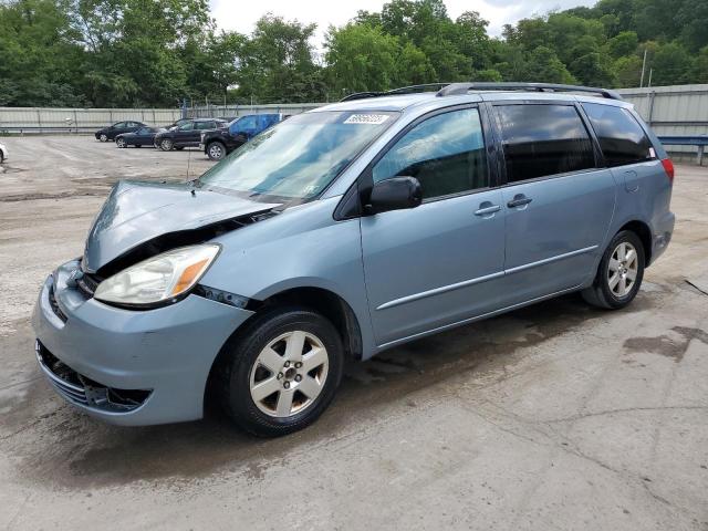 2004 Toyota Sienna CE