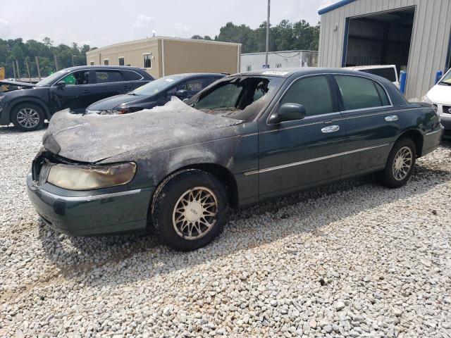 2001 Lincoln Town Car Signature