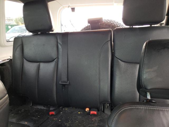 1C4BJWEG8JL916679 Jeep Wrangler Unlimited Sahara