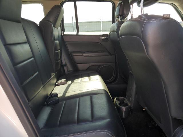 1C4NJPFA8GD526598 Jeep Patriot Latitude