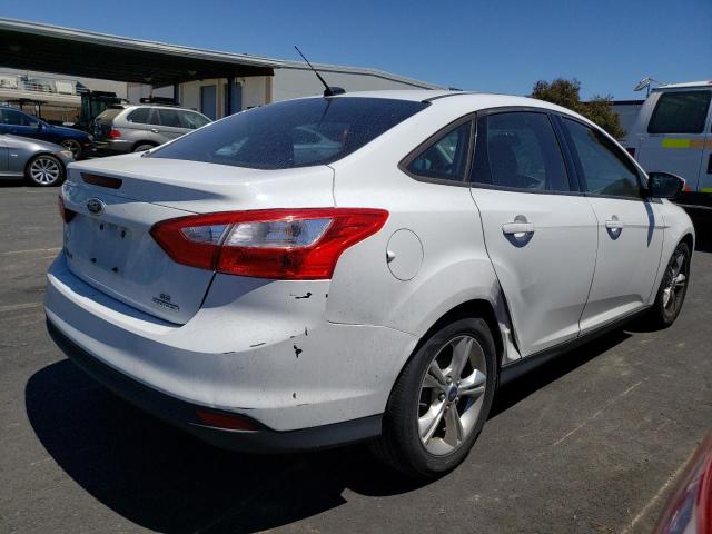 1FADP3F25EL274894 Ford FOCUS SE