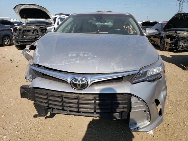  TOYOTA AVALON 2018 Сріблястий