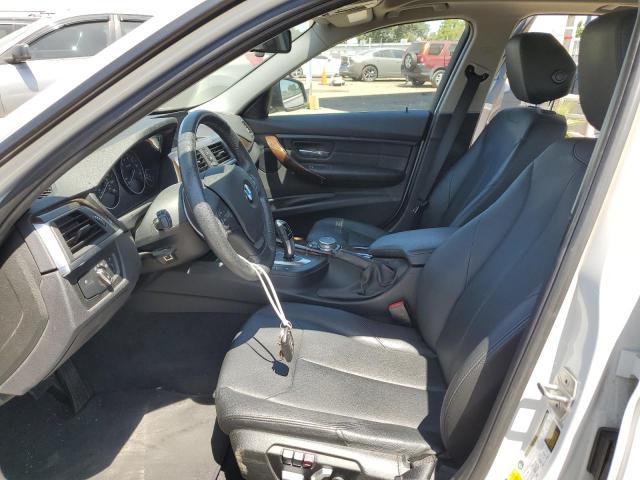 WBA8E5G53HNU41538 BMW 320 XI