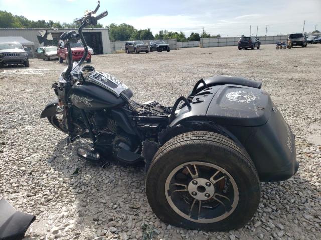 2016 HARLEY-DAVIDSON TRIKE - 1HD1MCM11GB861603