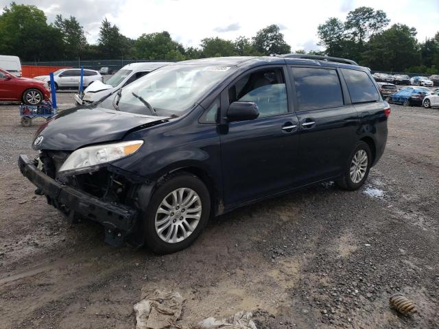 Toyota Sienna 2015 Black