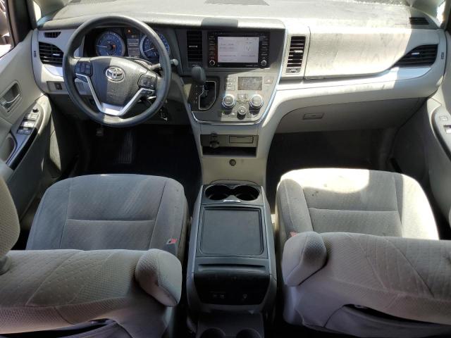 5TDKZ3DC5JS940104 Toyota SIENNA LE
