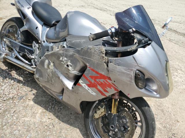 2004 SUZUKI GSX1300 R - JS1GW71A642100685