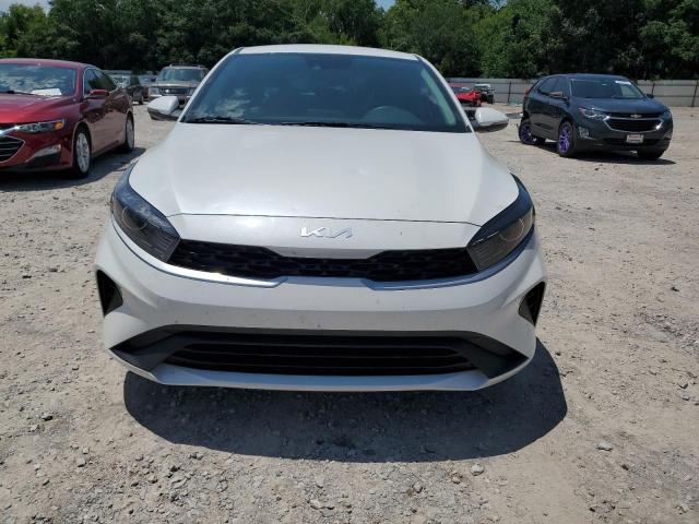 3KPF24AD7PE637790 Kia Forte LX 5