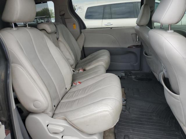 5TDYK3DC3ES438552 Toyota SIENNA XLE