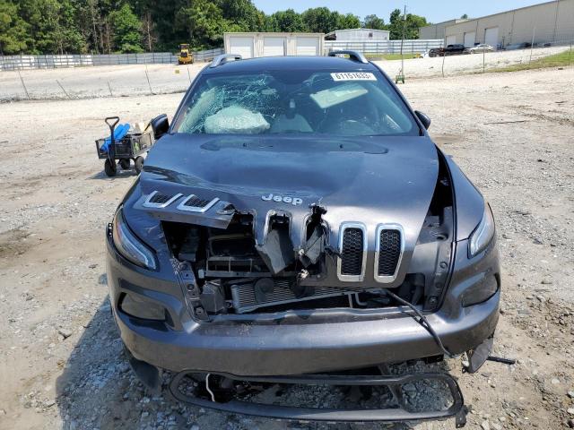 1C4PJLCB7FW782037 Jeep Cherokee Latitude