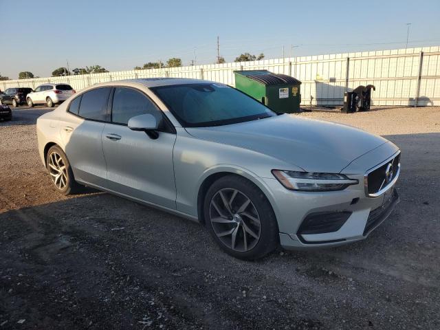 7JRA22TK1LG042679 Volvo S60 T6 Momentum