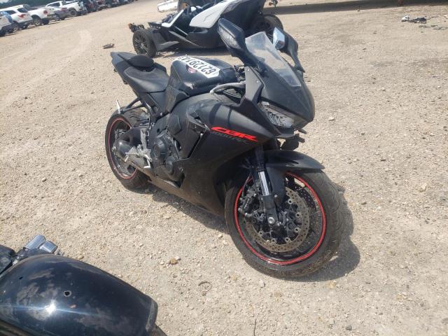 2021 HONDA CBR1000 RA - JH2SC7750MK400085