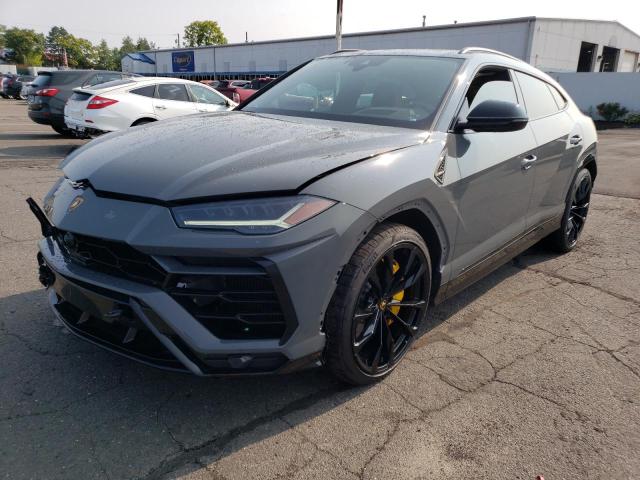 2022 Lamborghini Urus 