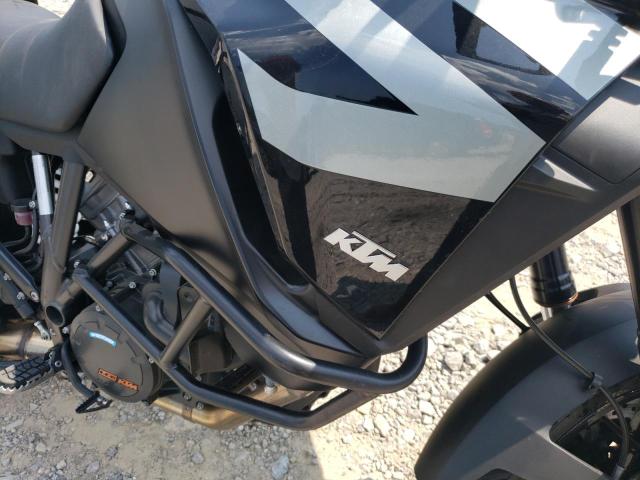 2019 KTM 1290 SUPER - VBKV79403KM904693
