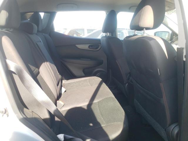 JN1BJ1CP6JW154752 Nissan Rogue Sport S
