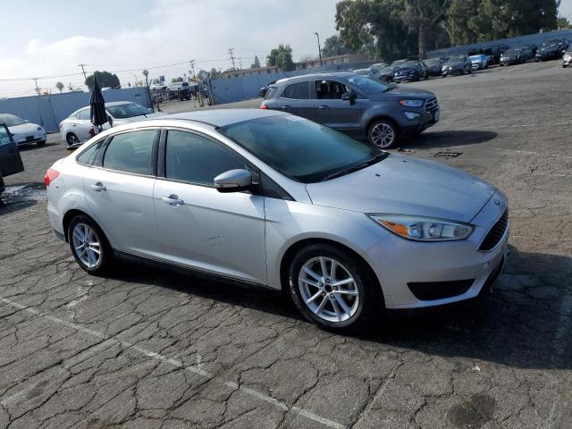 Ford FOCUS SE 2015 1FADP3F25FL232324 Image 4