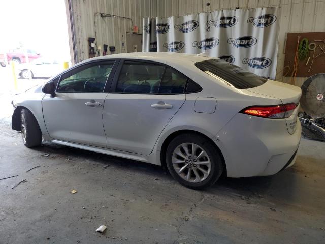 JTDVPMAE2MJ123642 Toyota Corolla LE 2