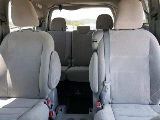 5TDKZ3DCXHS888477 Toyota SIENNA LE