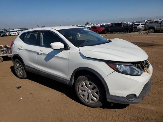 JN1BJ1CP5JW155942 Nissan Rogue Sport S