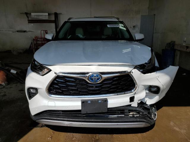 VIN 5TDEBRCH6NS096615 2022 Toyota Highlander, Hybri... no.5