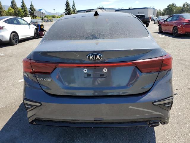 3KPF24AD9ME381437 KIA FORTE FE