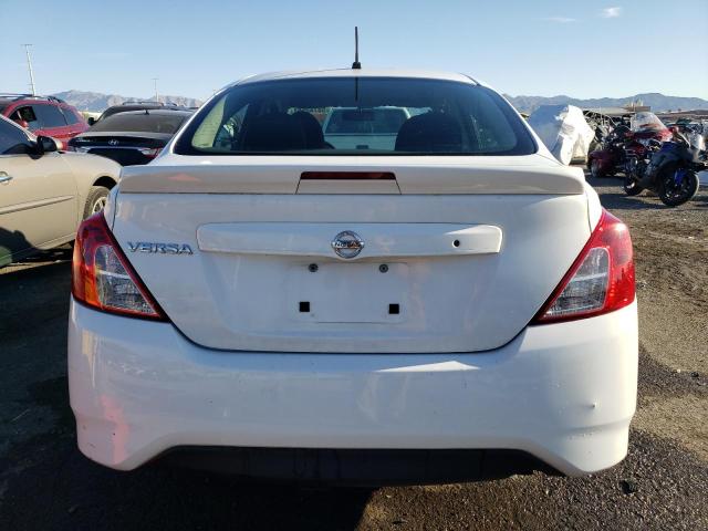  NISSAN VERSA 2017 Білий