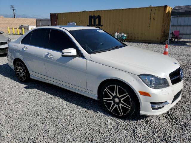 WDDGF4HB1DR292291 2013 MERCEDES-BENZ C-CLASS, photo no. 4