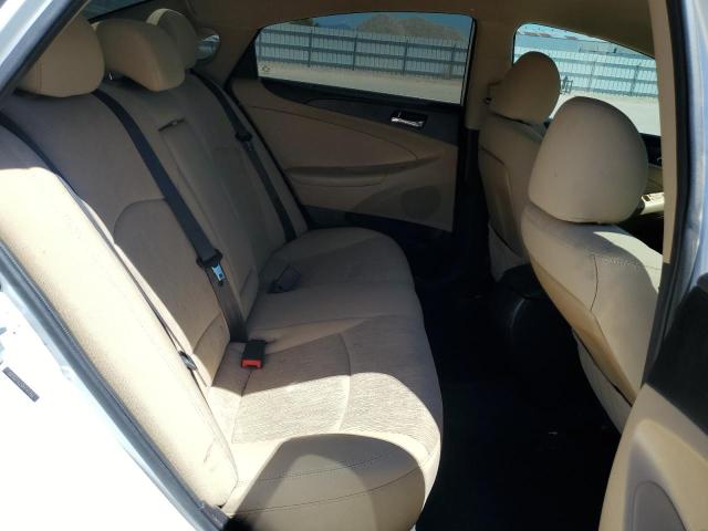 VIN: 5NPEB4AC3DH747049 Auction: COPART Lot: 60250963 Location: CA - REDDING 5NPEB4AC3DH747049 HYUNDAI SONATA 2013 WHITE Photo 10