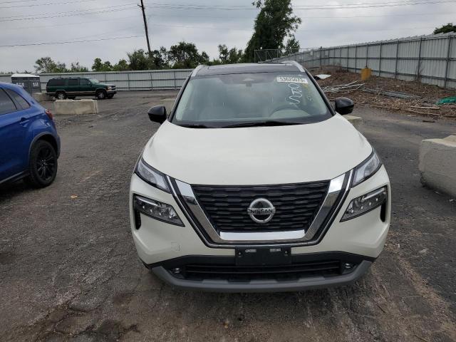 JN8AT3CA6MW025722 Nissan Rogue Sl
