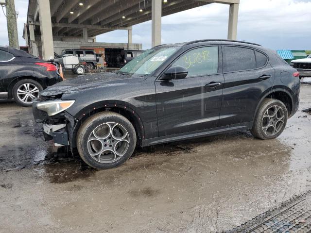 2018 Alfa Romeo Stelvio Sport