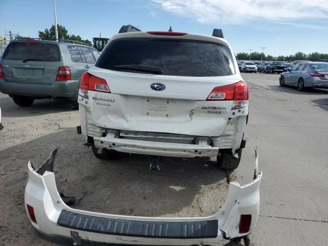 4S4BRBCCXE3228895 Subaru Outback 2.5i Premium