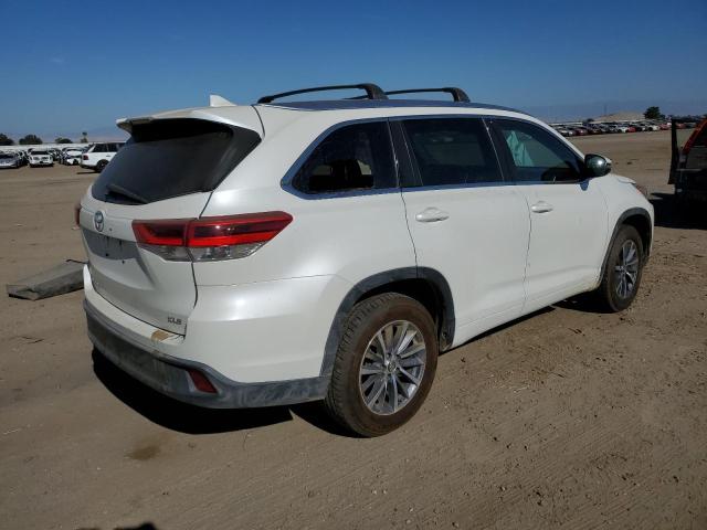 5TDKZRFHXHS525639 Toyota Highlander Se