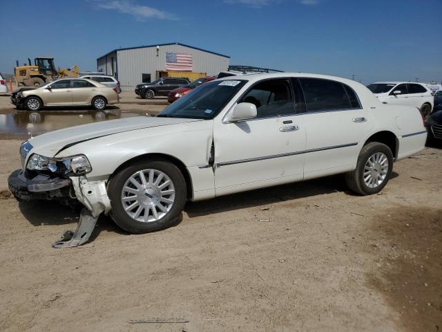 2004 Lincoln Town Car Ultimate