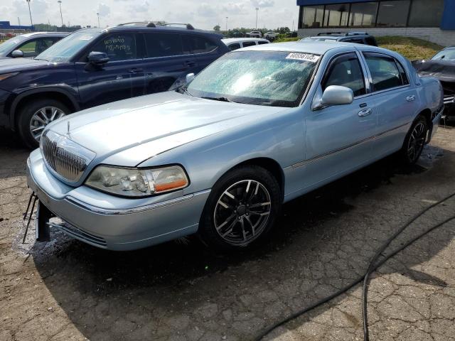 2011 Lincoln Town Car Signature Limited