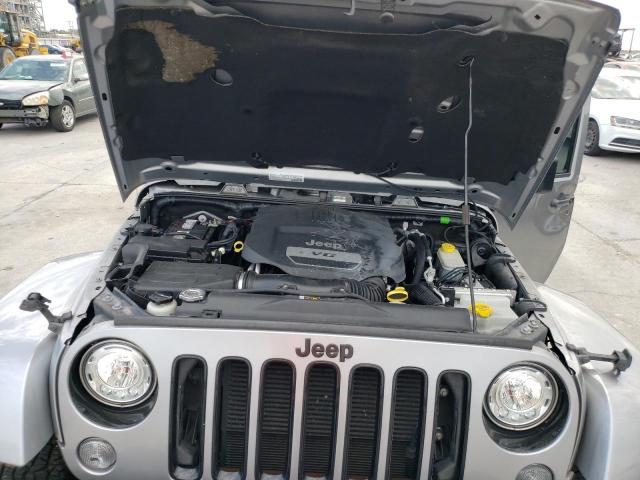 1C4BJWEG8JL916679 Jeep Wrangler Unlimited Sahara
