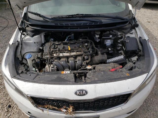 3KPFK4A75HE031321 KIA FORTE LX