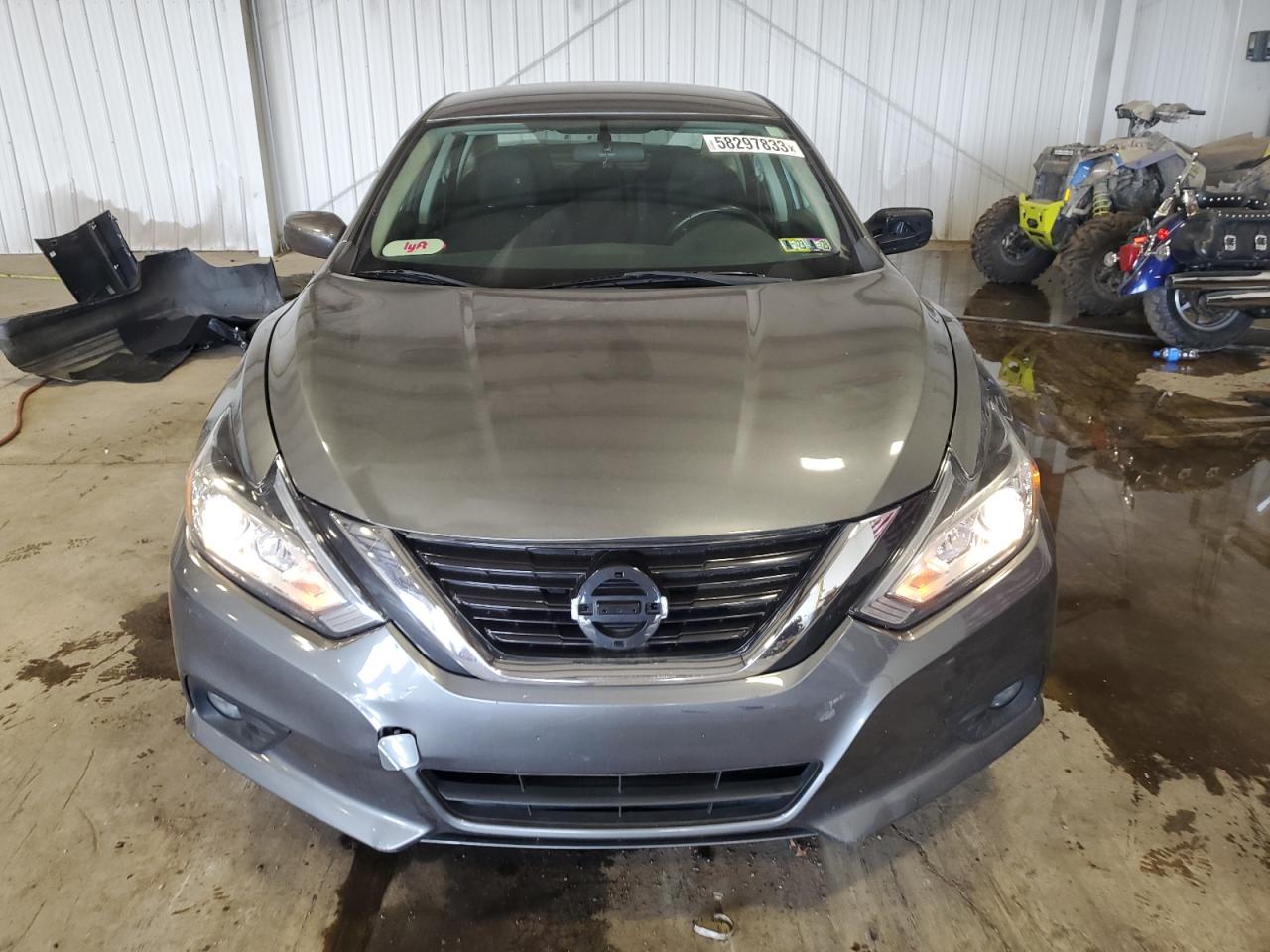 2018 Nissan Altima 2.5 vin: 1N4AL3AP4JC261436