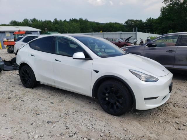 5YJYGDEE6LF014579 Tesla Model Y  4