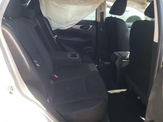 JN1BJ1CP1JW196925 Nissan Rogue Sport S